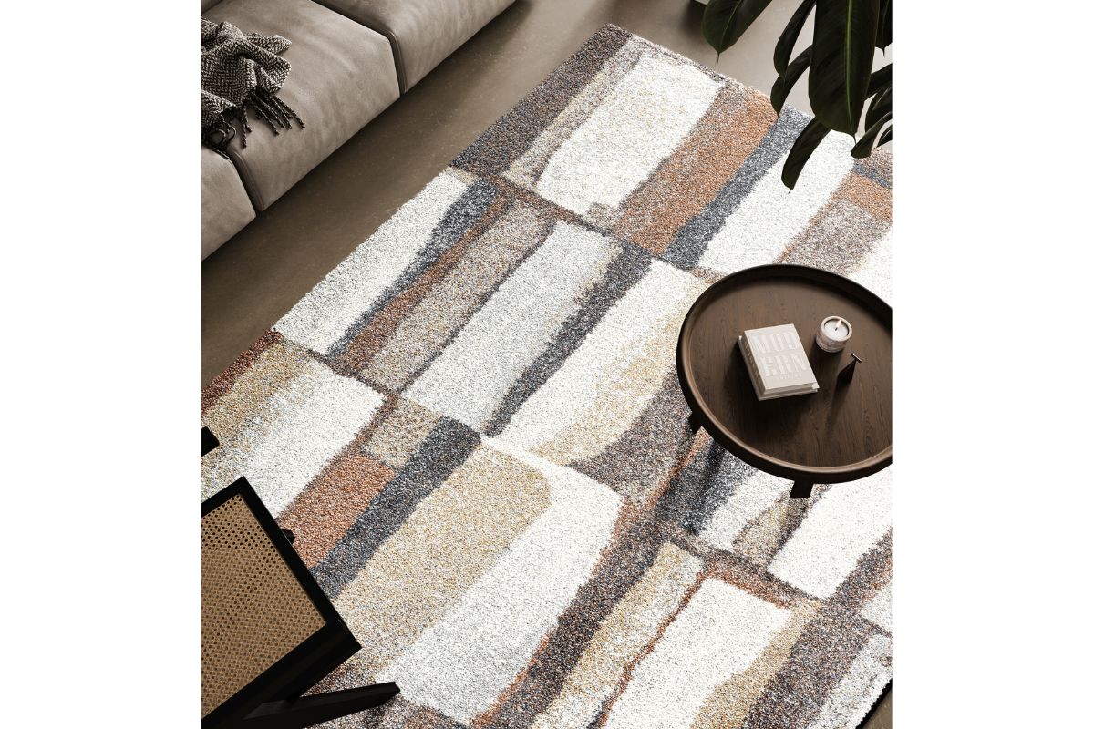 339205085:Granada 3479 Rug, Styled