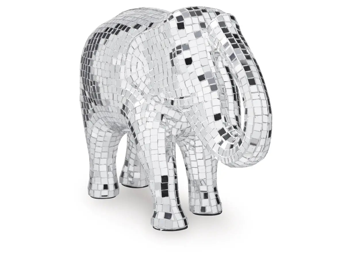 790304385:Hallmont Sculpture, Front