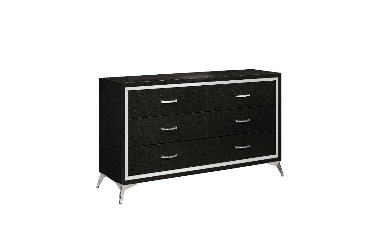 136677479:Huxley Dresser, AngledAngle