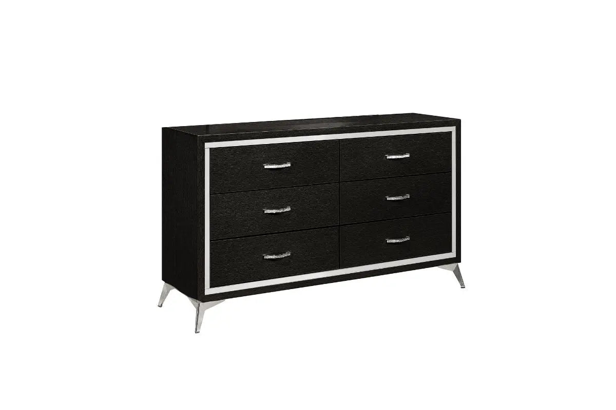 136677479:Huxley Dresser, AngledAngle