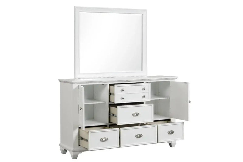 JAMES0105:Jamestown Panel Bed & Dresser , Open