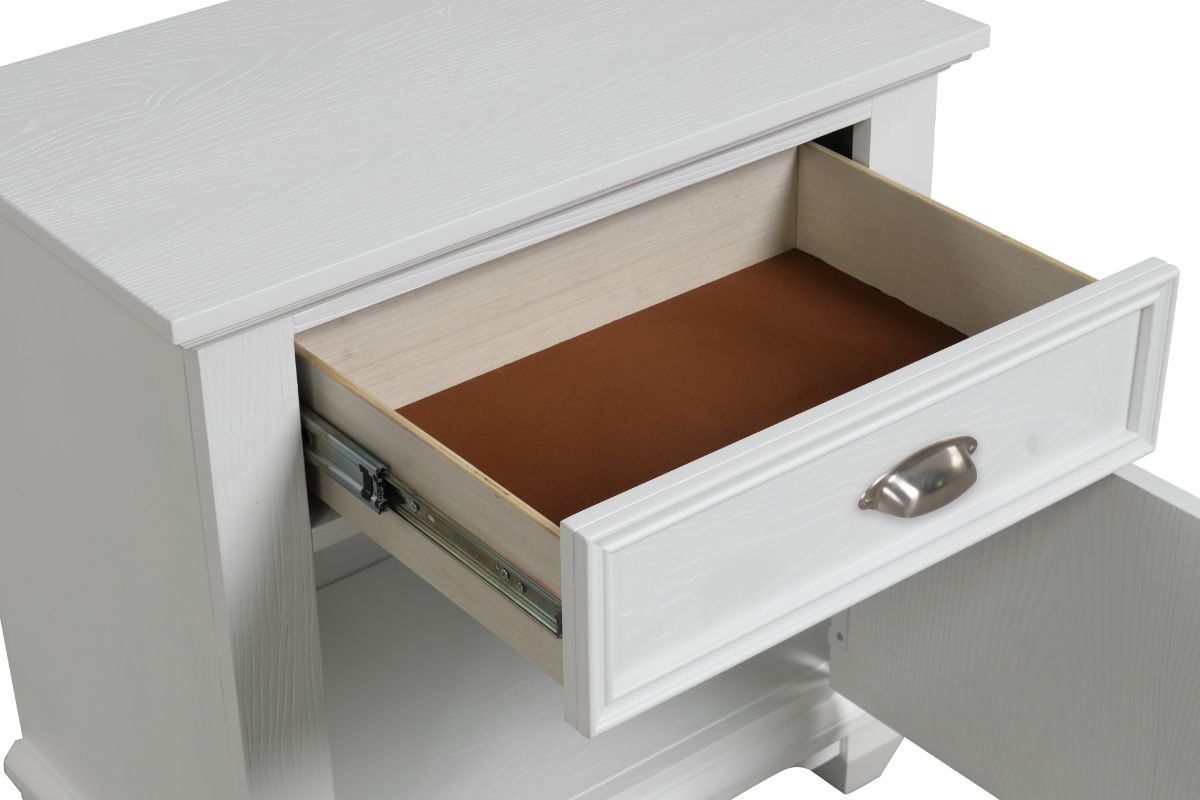 007352964:Jamestown Nightstand, 