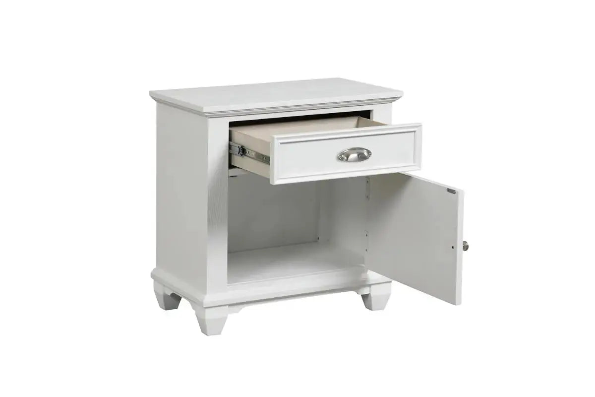 JAMES0105:Jamestown Panel Bed & Dresser , Open
