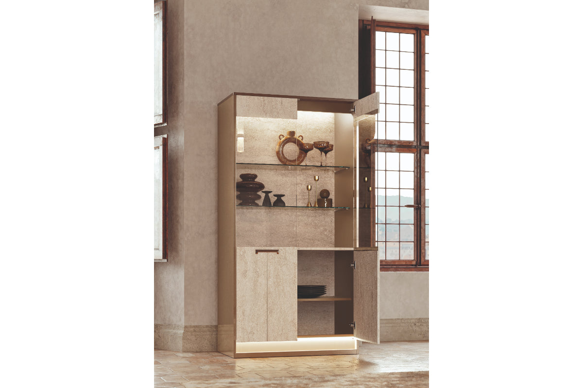 JOCURIO00:Jo Curio Cabinet, Styled