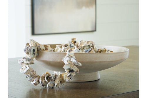 034170745:Justy Tray, Styled