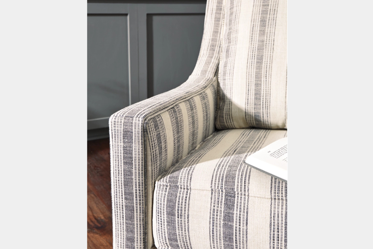 915421901:Kambria Swivel Chair, 