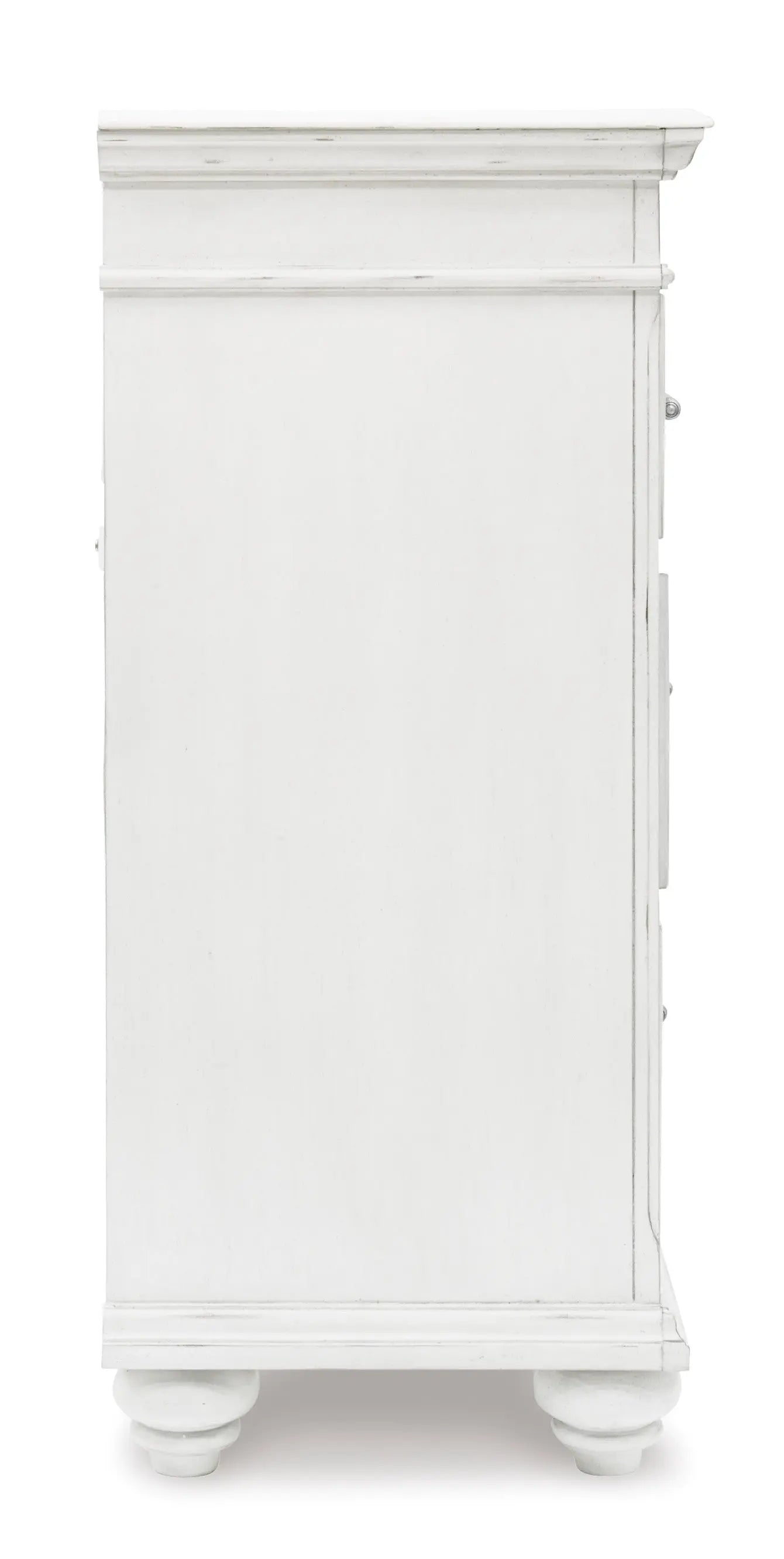 408001934:Kanwyn Dresser, Side