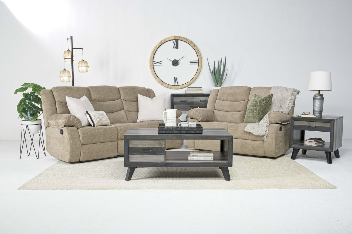073063031:Kelsey Reclining Sofa, Styled