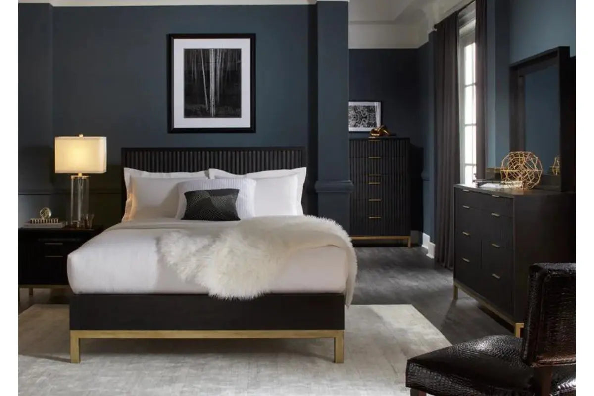 KENTFLD02:Kentfield Platform Bed, Styled