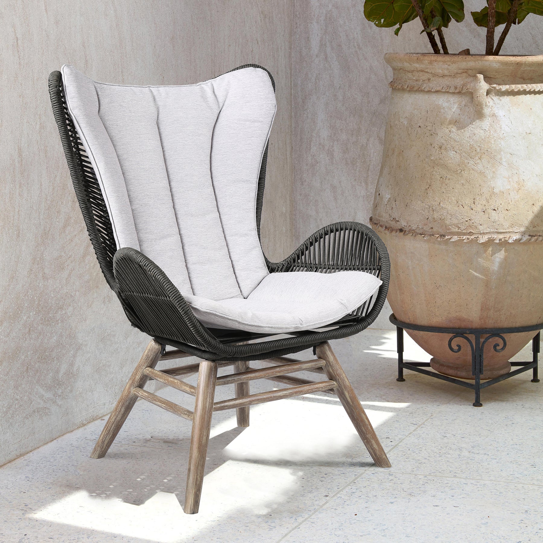 411610720:King Outdoor Lounge Chair, Styled