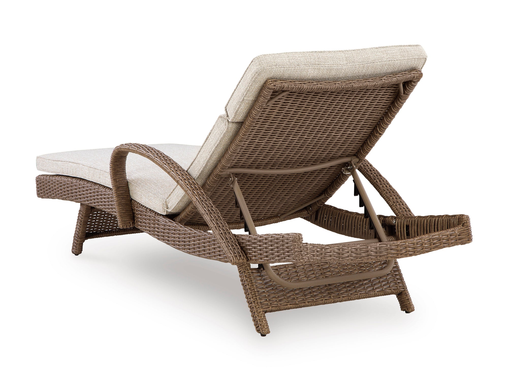 015208390:Laguna Heights Outdoor Lounge , BackAngle