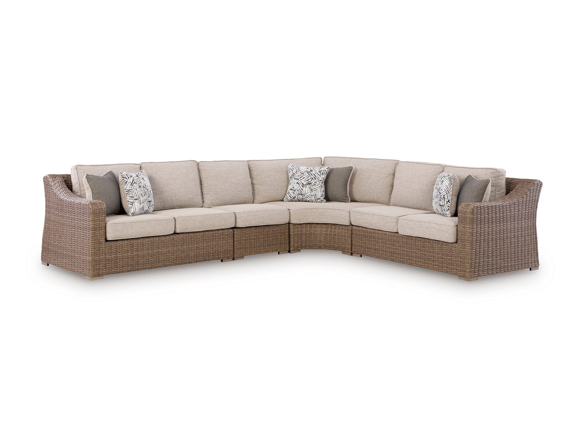 LAGUNAH20:Laguna Heights Outdoor 4 Piece, Angle