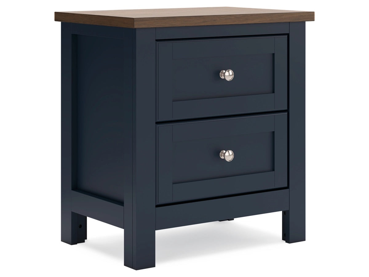 LANDOCK15:Landocken Panel Bed & Dresser , AngledAngle