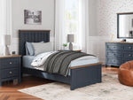 LANDOCK13:Landocken Panel Bed, Styled