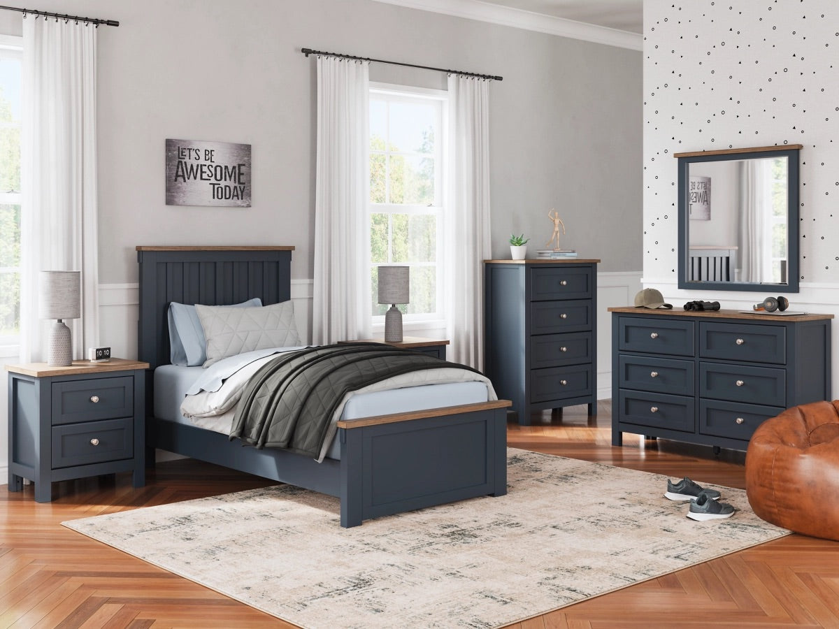 LANDOCK15:Landocken Panel Bed & Dresser , Styled