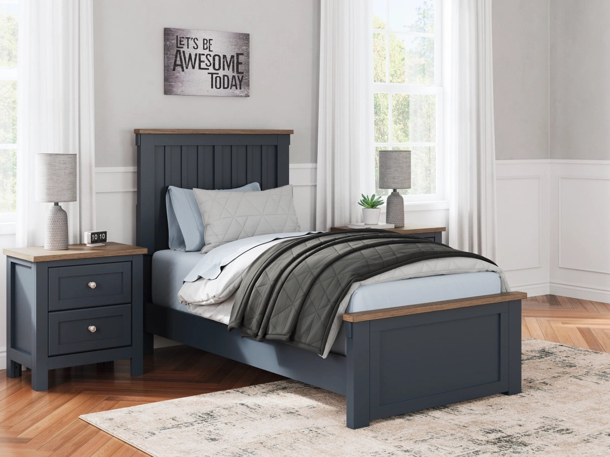 LANDOCK13:Landocken Panel Bed, Styled