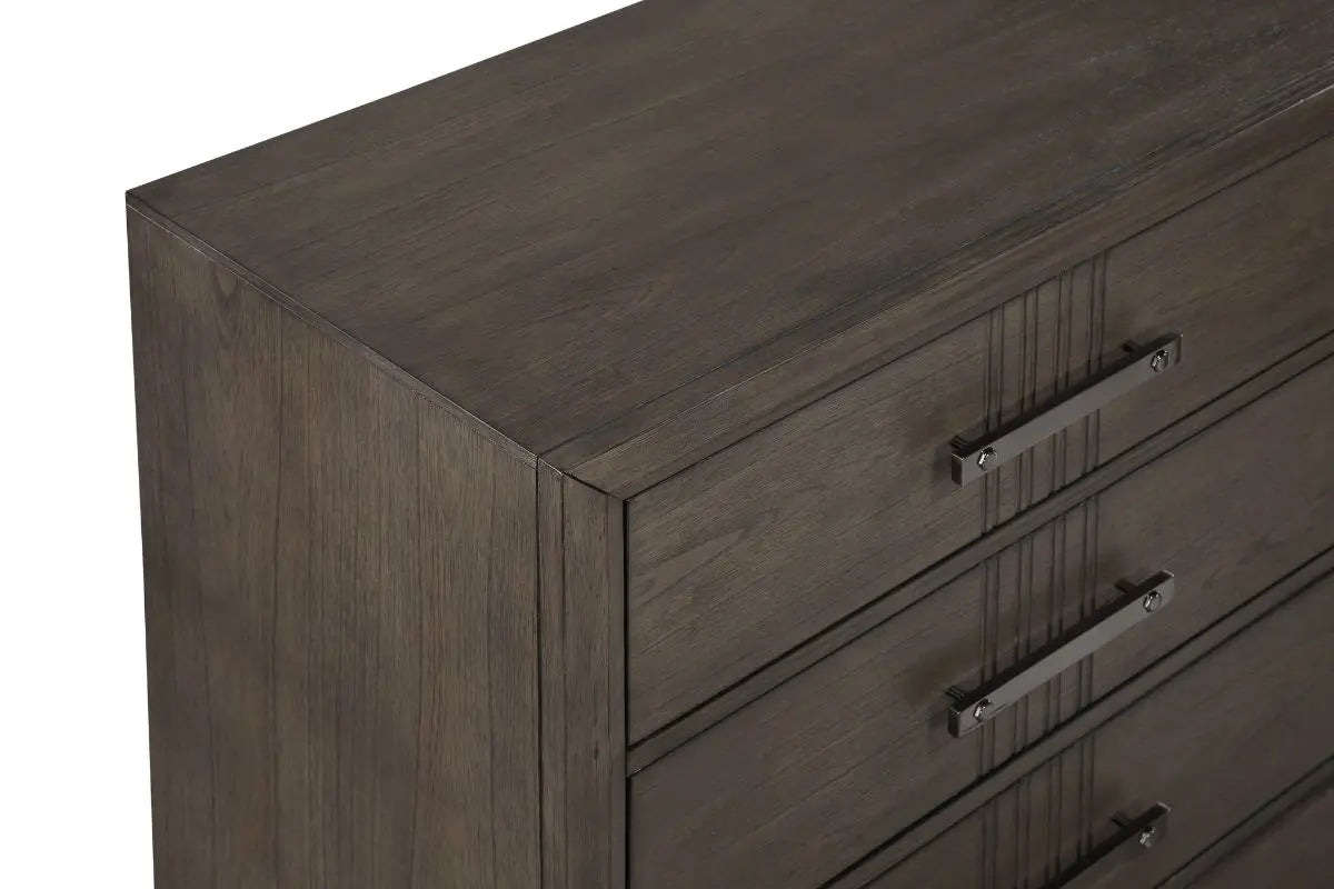 333949247:Landon Chest, 