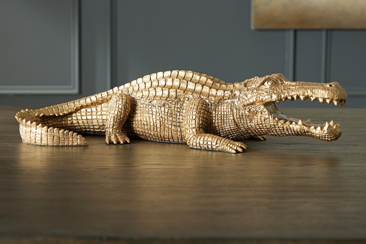 963892464:Lauretman Sculpture, Styled