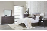 LUCERNE04:Lucerne Upholstered Panel Bed, Styled