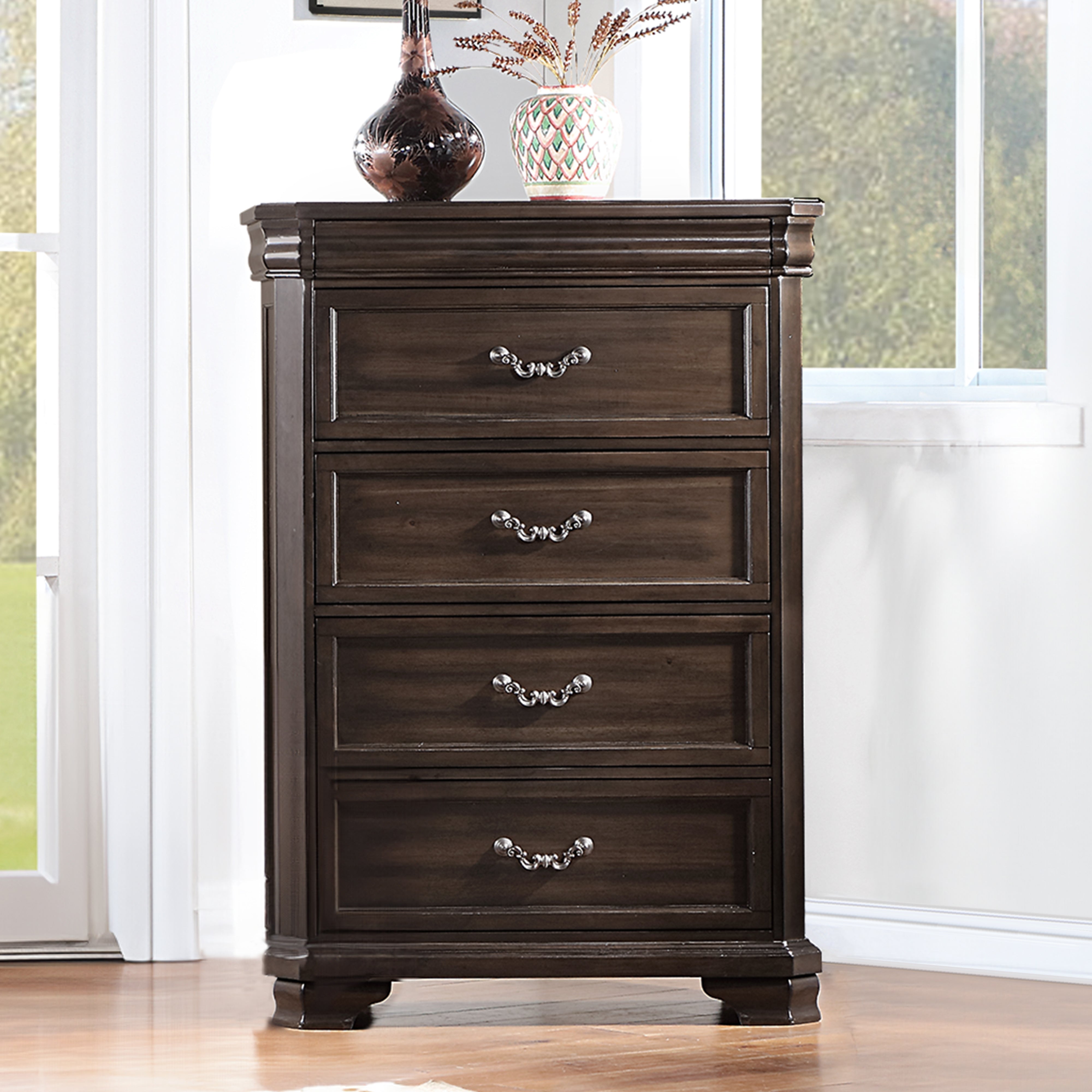 861550404:Lyndhurst Chest, Styled