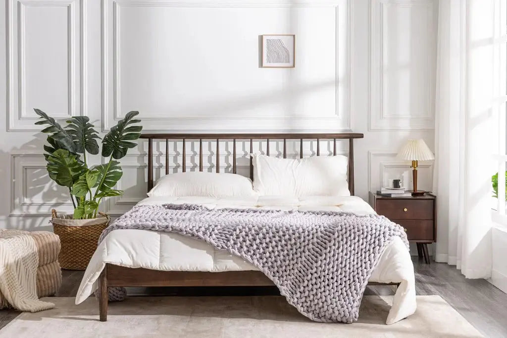 559033014:Soft Wash Coverlet, 