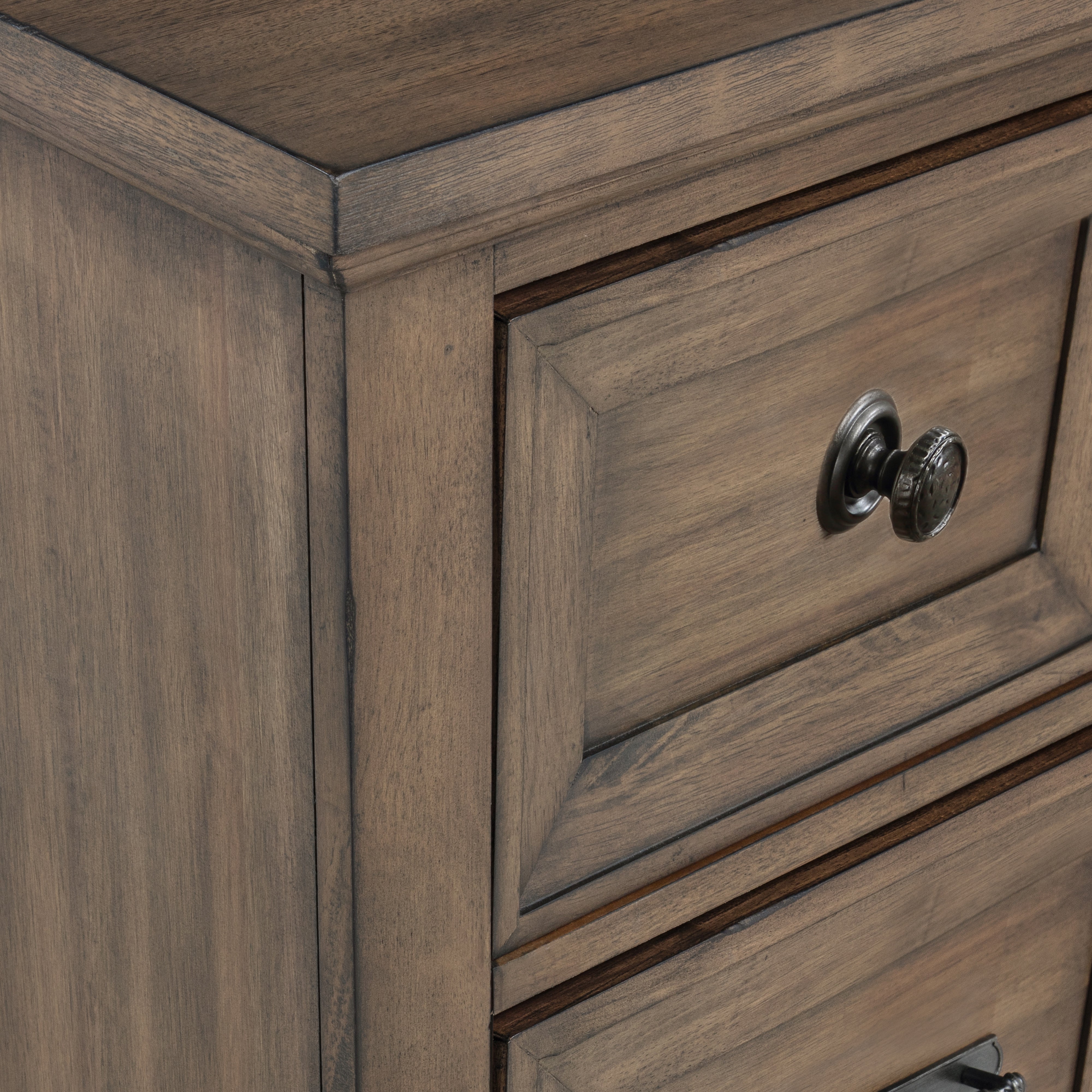 270015190:Mariana Dresser, 