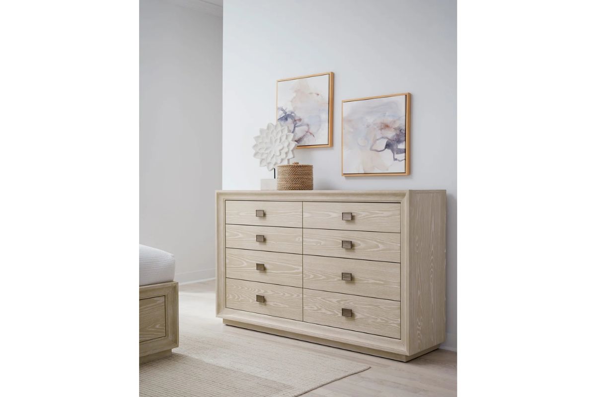 727468156:Maxime Dresser, Styled