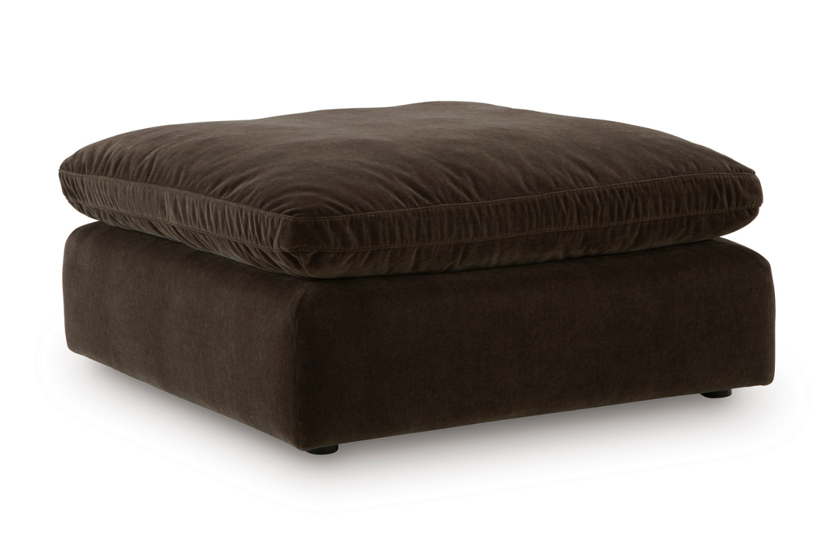 500412715:Maxton Heights Oversized Ottoman, Angled