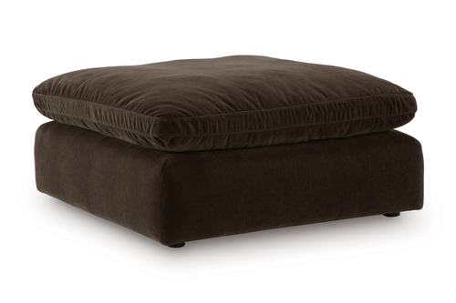 500412715:Maxton Heights Oversized Ottoman, Angled