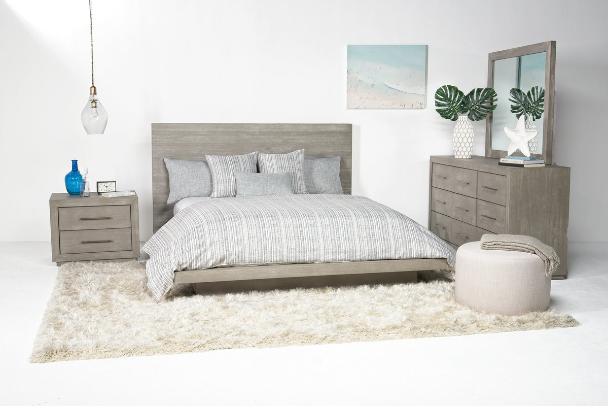 MELBOURNG:Melbourne Panel Bed & Dresser , Styled