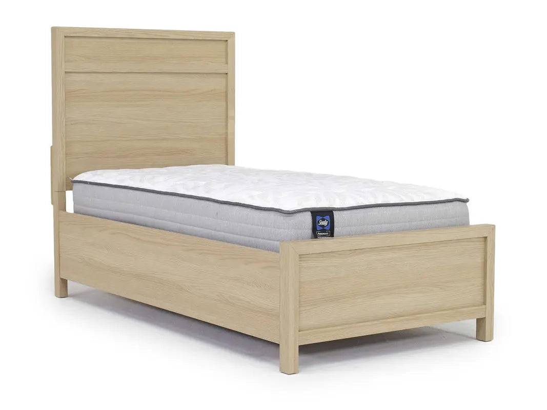 MERRIFI13:Merrifield Panel Bed, Angle