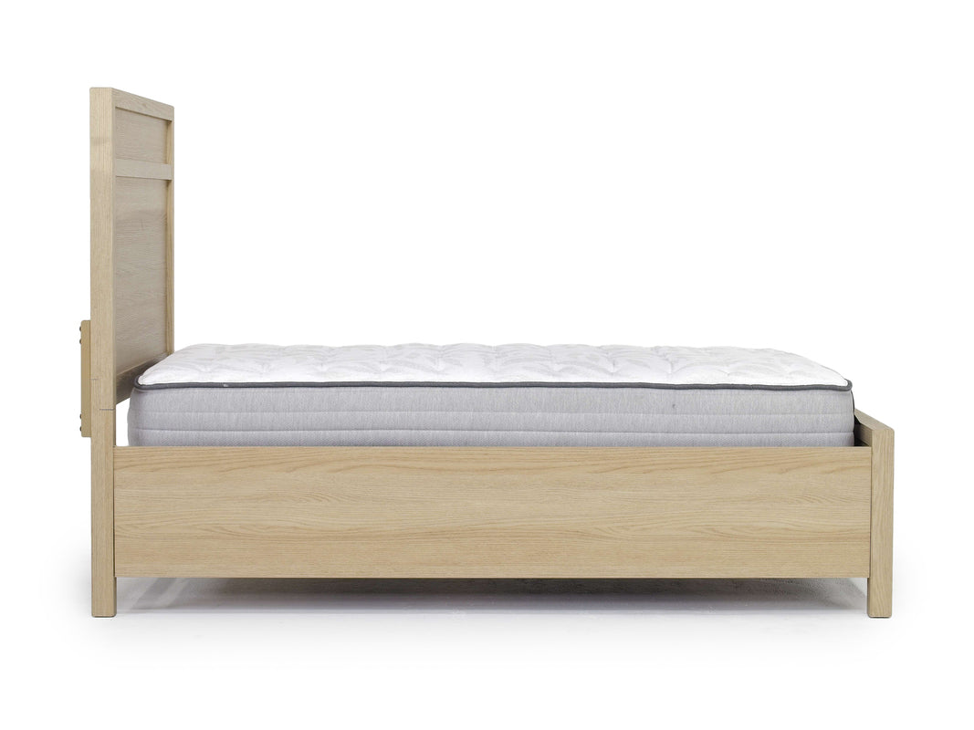 MERRIFI13:Merrifield Panel Bed, Side