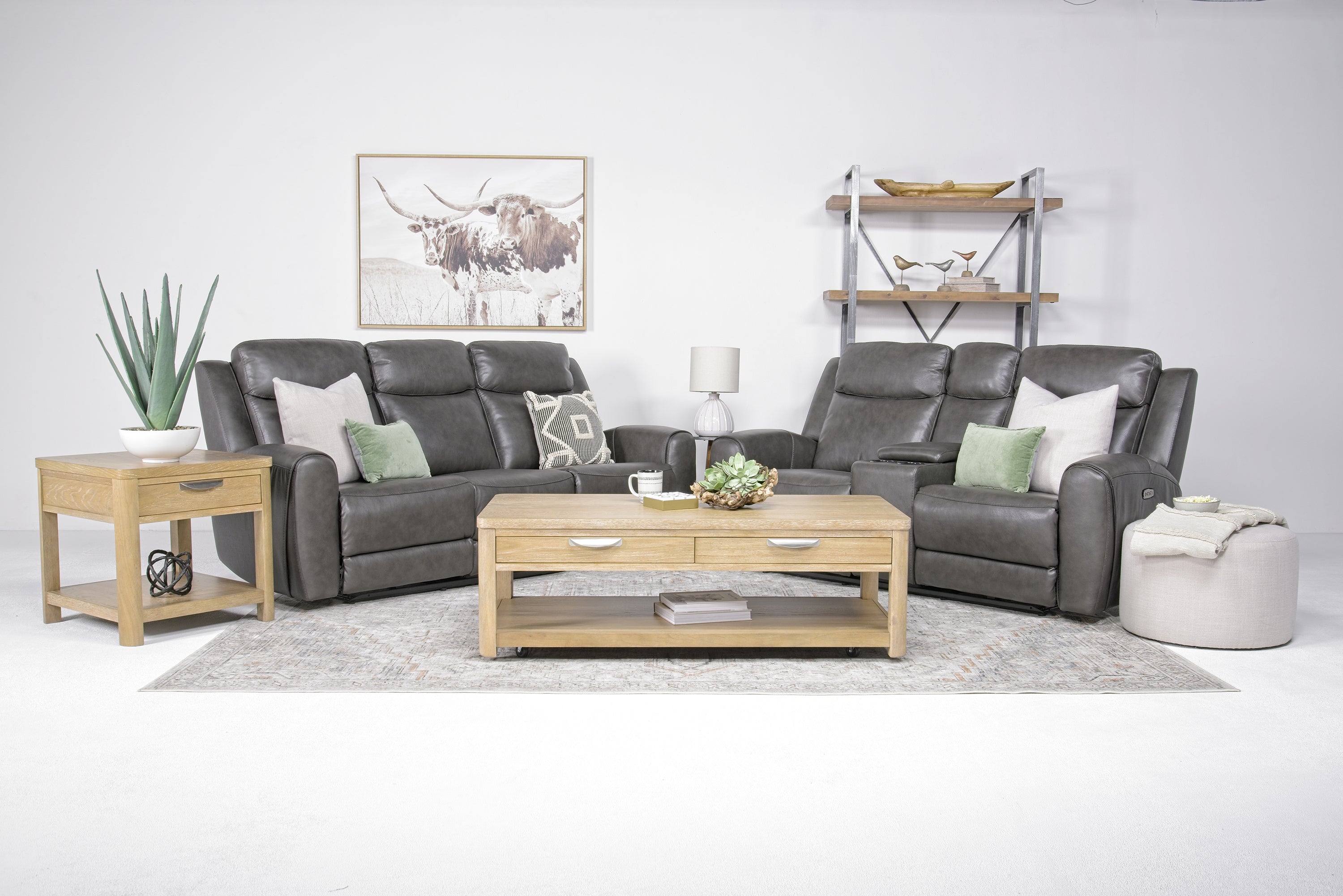 MIA000103:Mia 2 Power Sofa & Console Lov, Styled