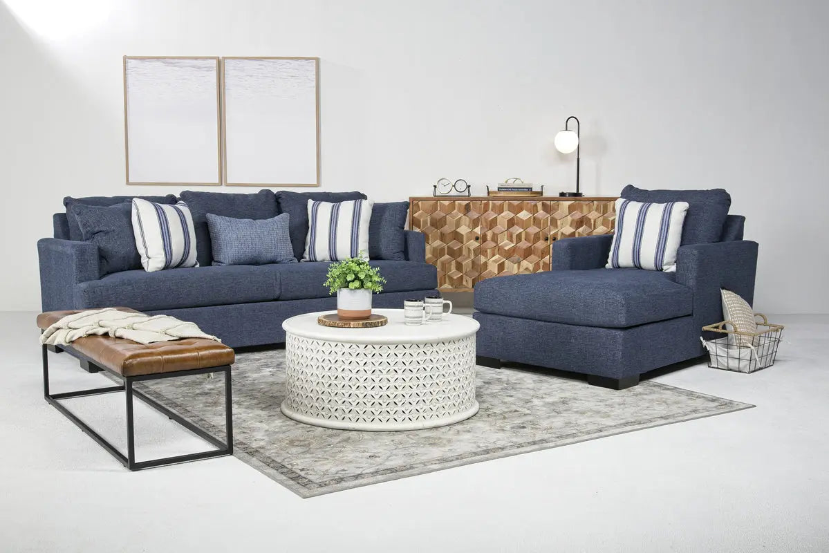 613356160:Monica Chaise, Styled