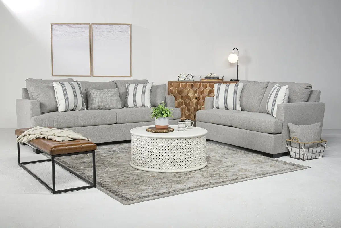 708604009:Monica Sofa, Styled
