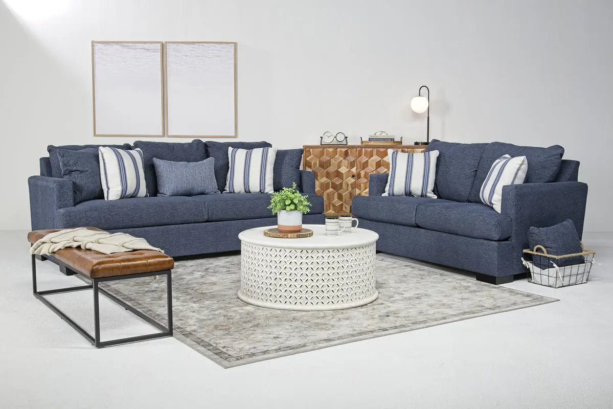995694722:Monica Sofa, Styled
