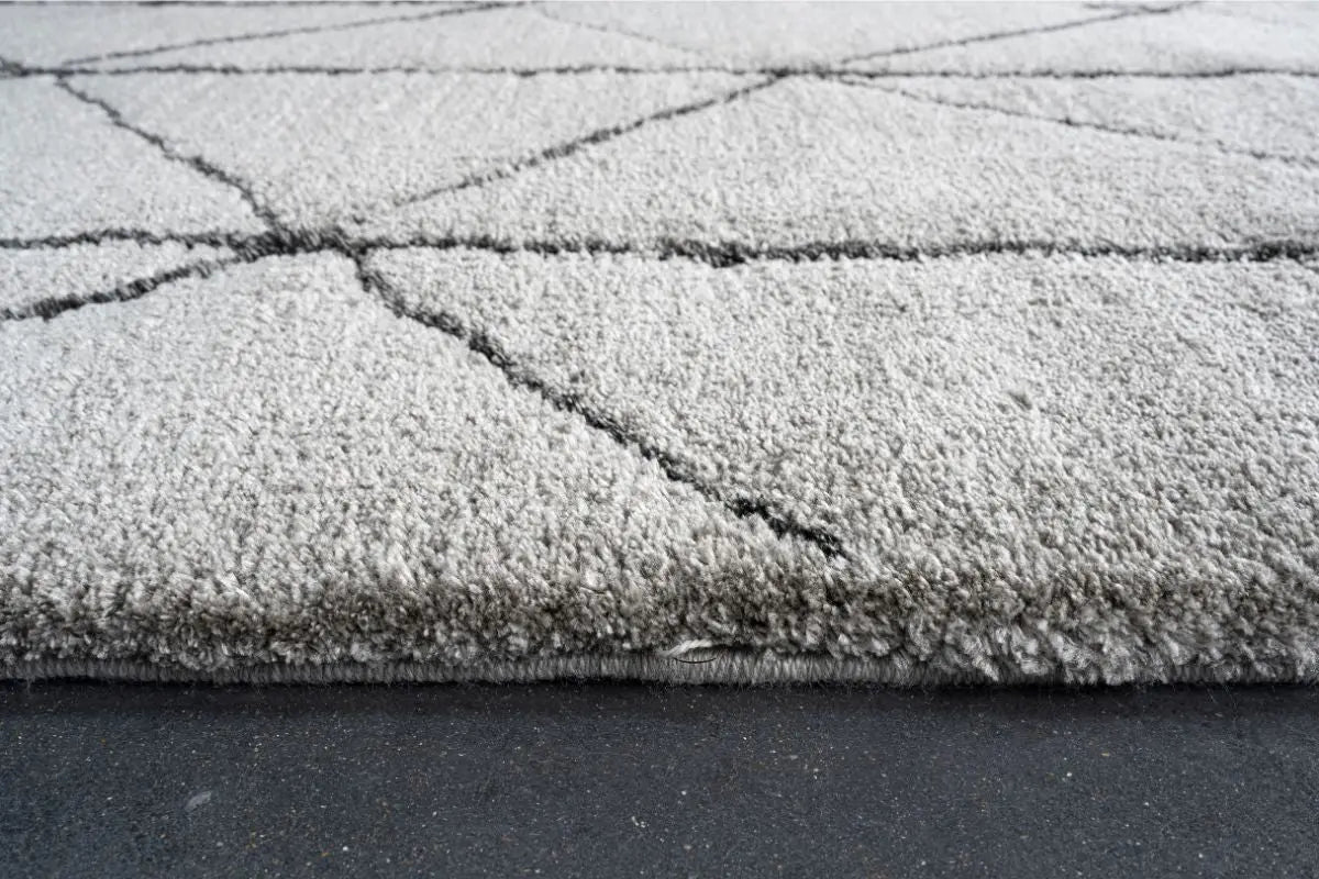 021047183:96-045 Nube Rug, 