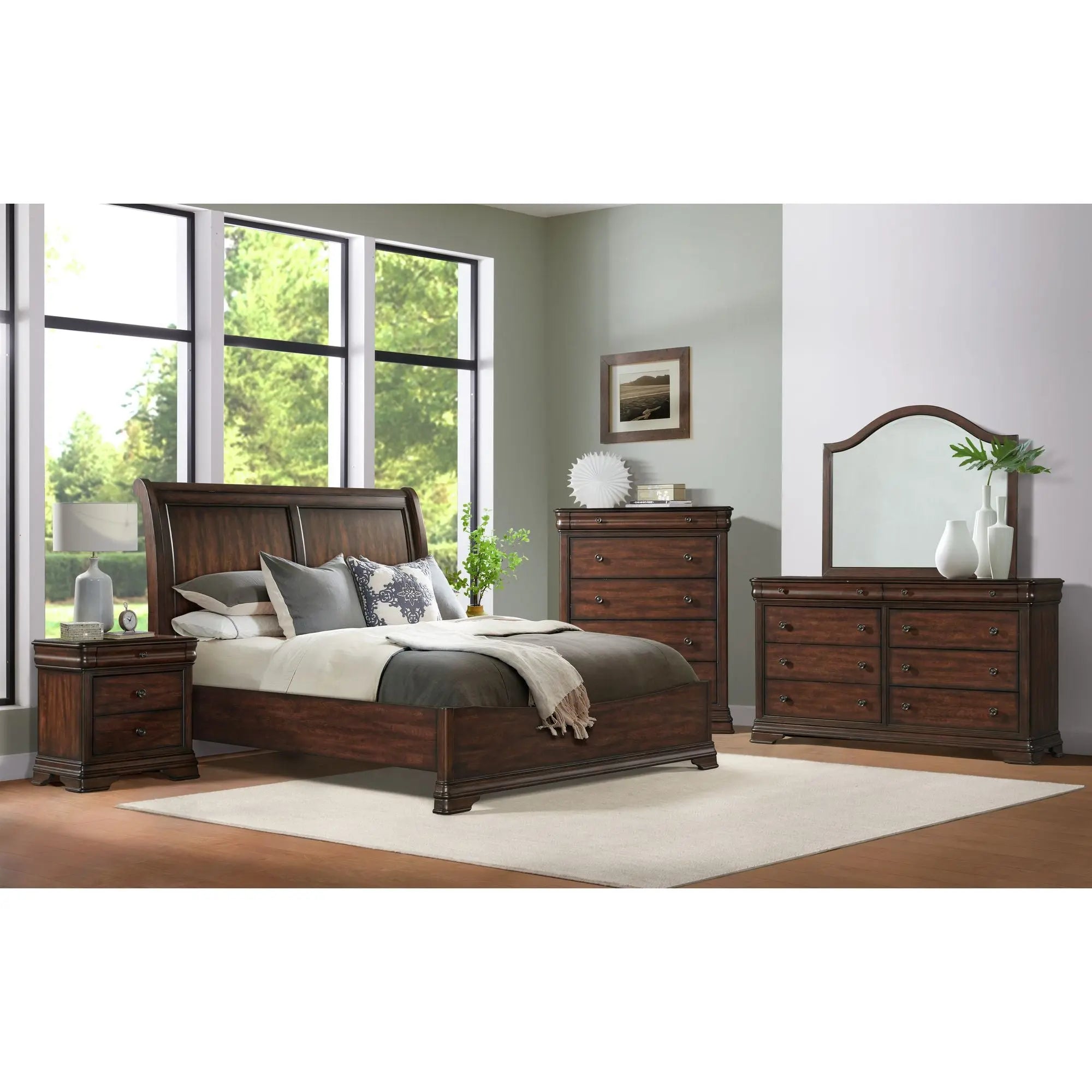 525745881:Phillipe Chest, 