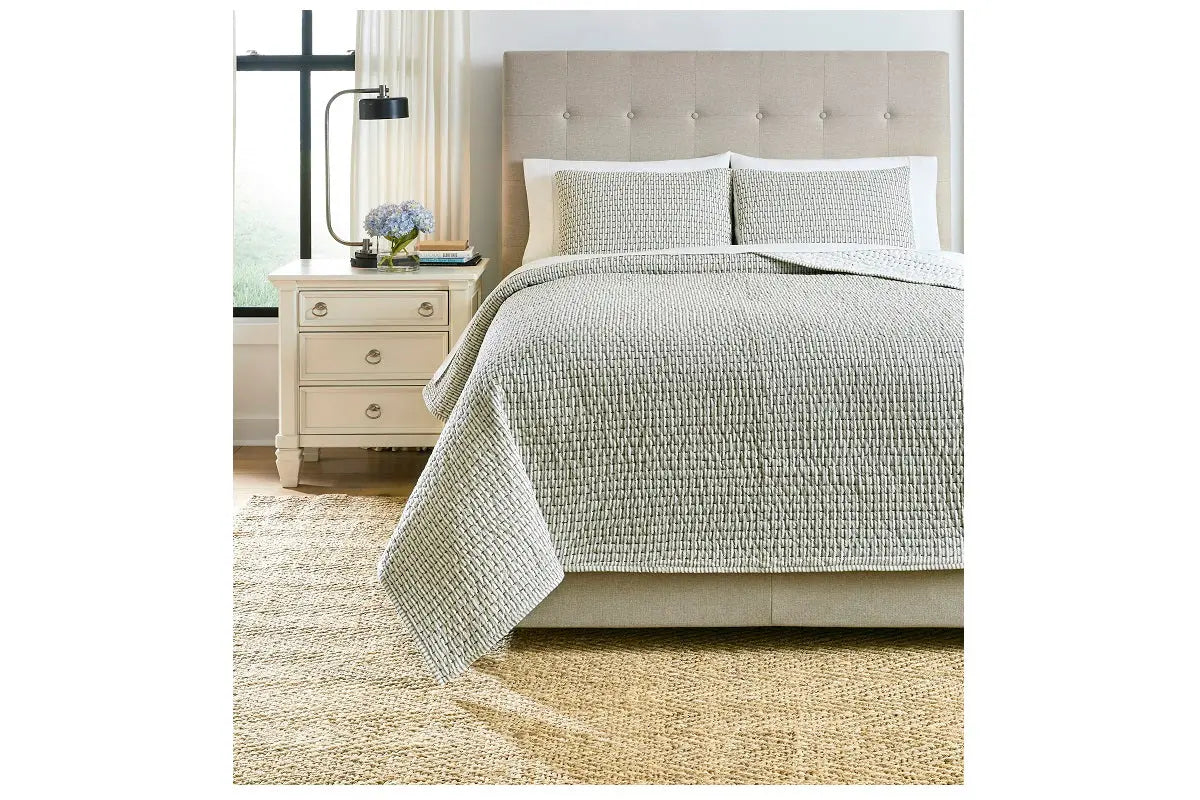 553497090:Doralia 3Pc Coverlet