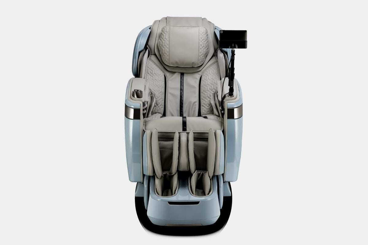 COZPKQIBU:Qi Xe Pro Massage Chair, Front