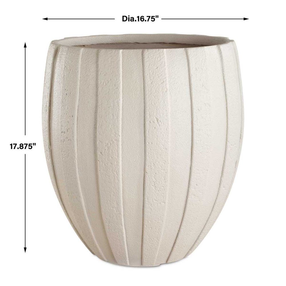 040107966:Ridgehaven Vase, 