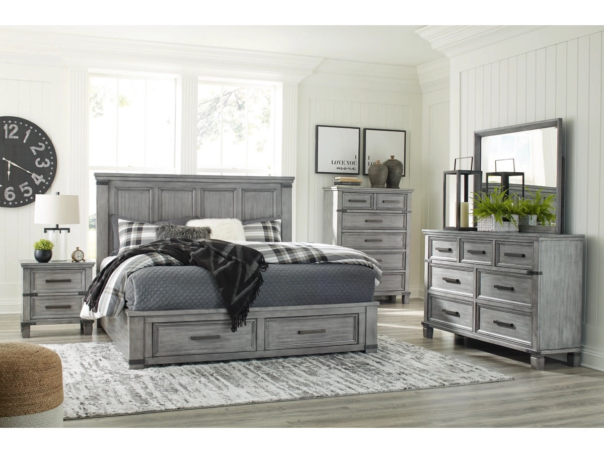 RUSSELY05:Russelyn Storage Bed, Styled