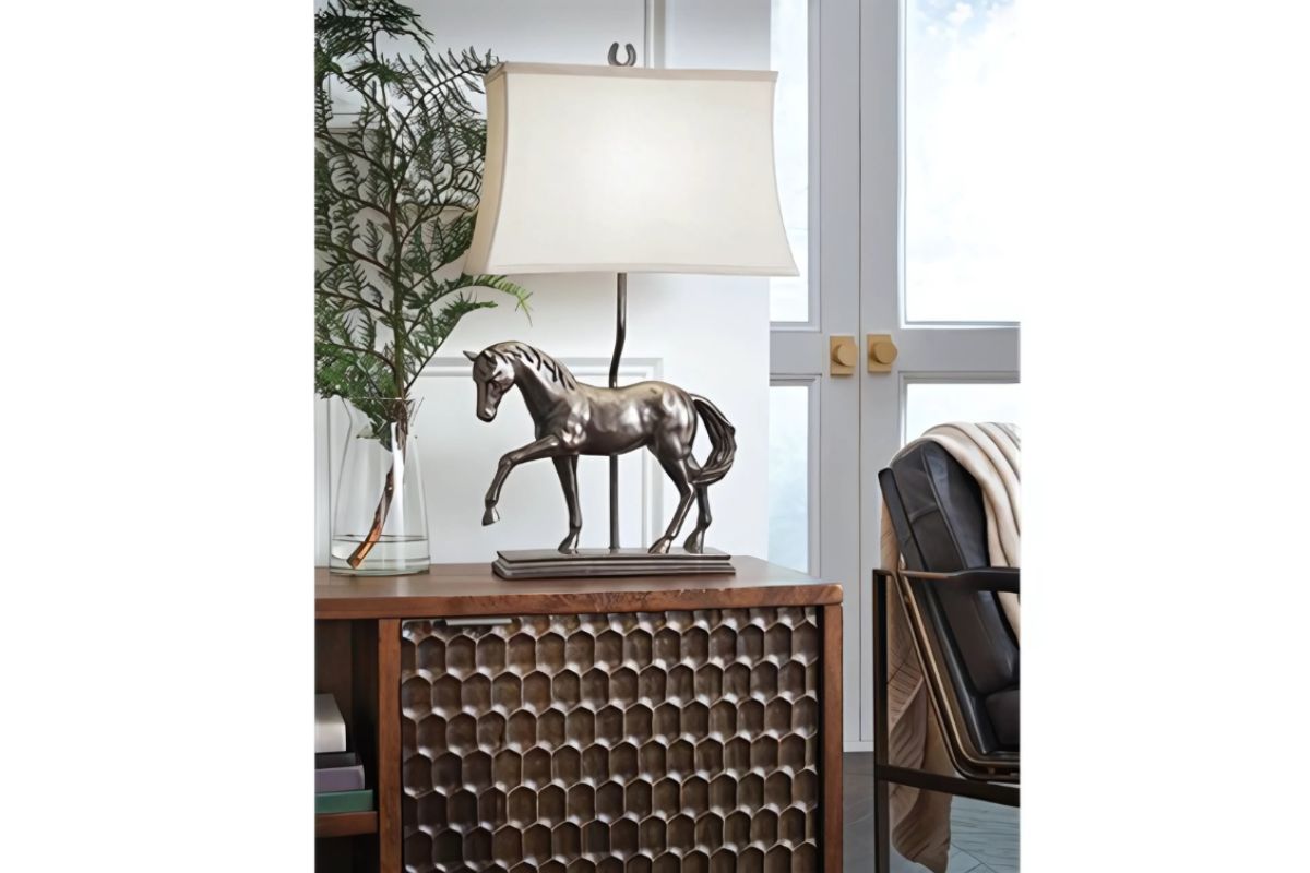 364618176:Sandorman Lamp, Styled