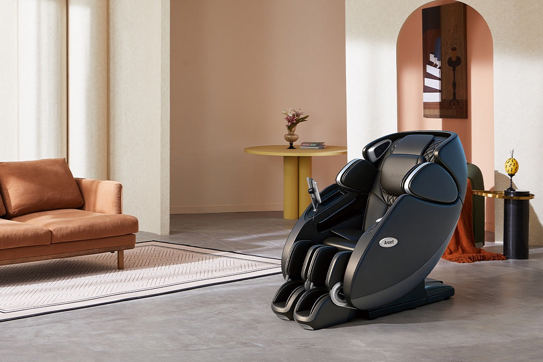 SENTMAX00:Aront Sentio Max Stretch Massage Chair, Styled