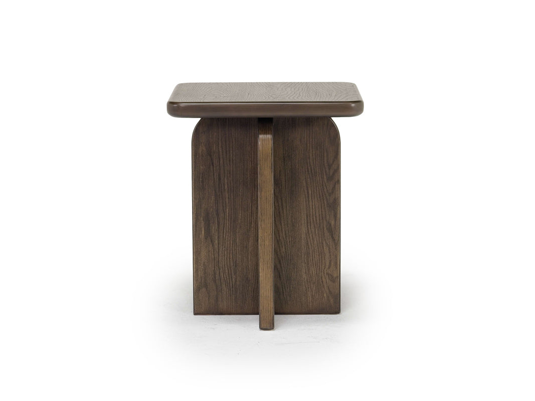 017662116:Shawbeck Hall Tree, Front