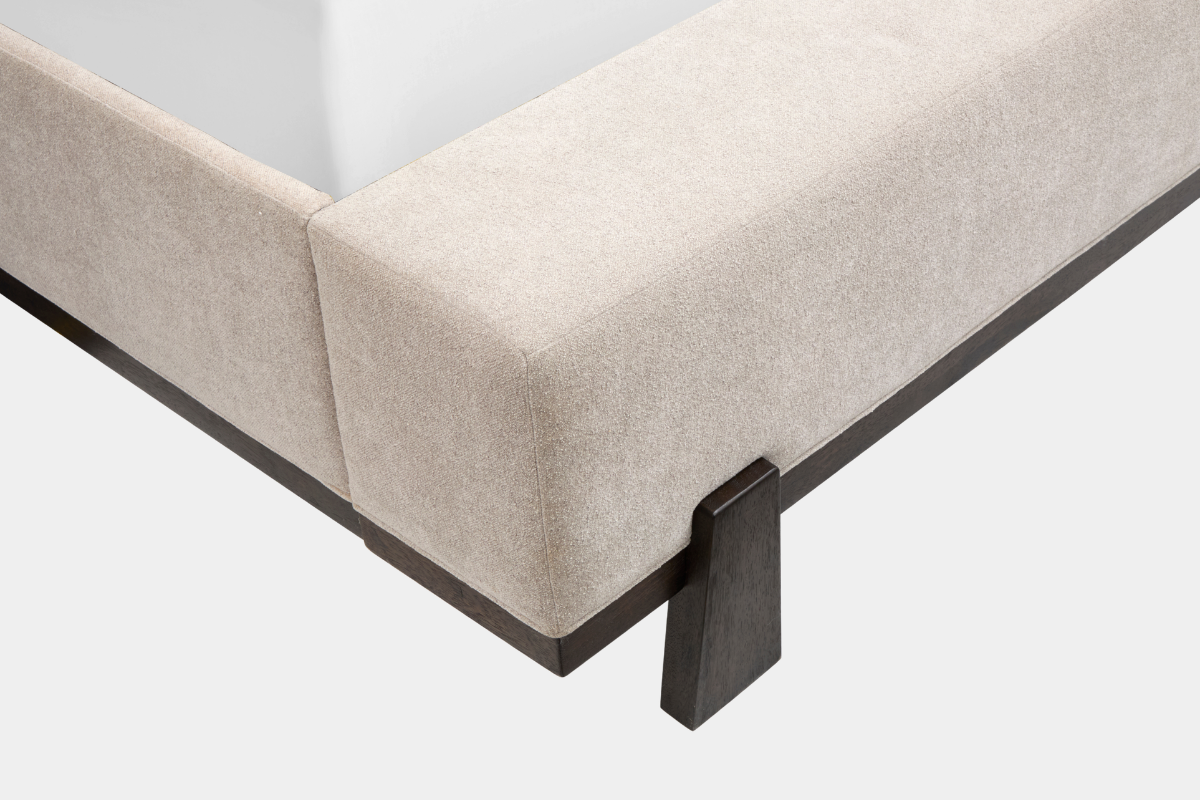 SHELBB001:Shelby Upholstered Bed, 
