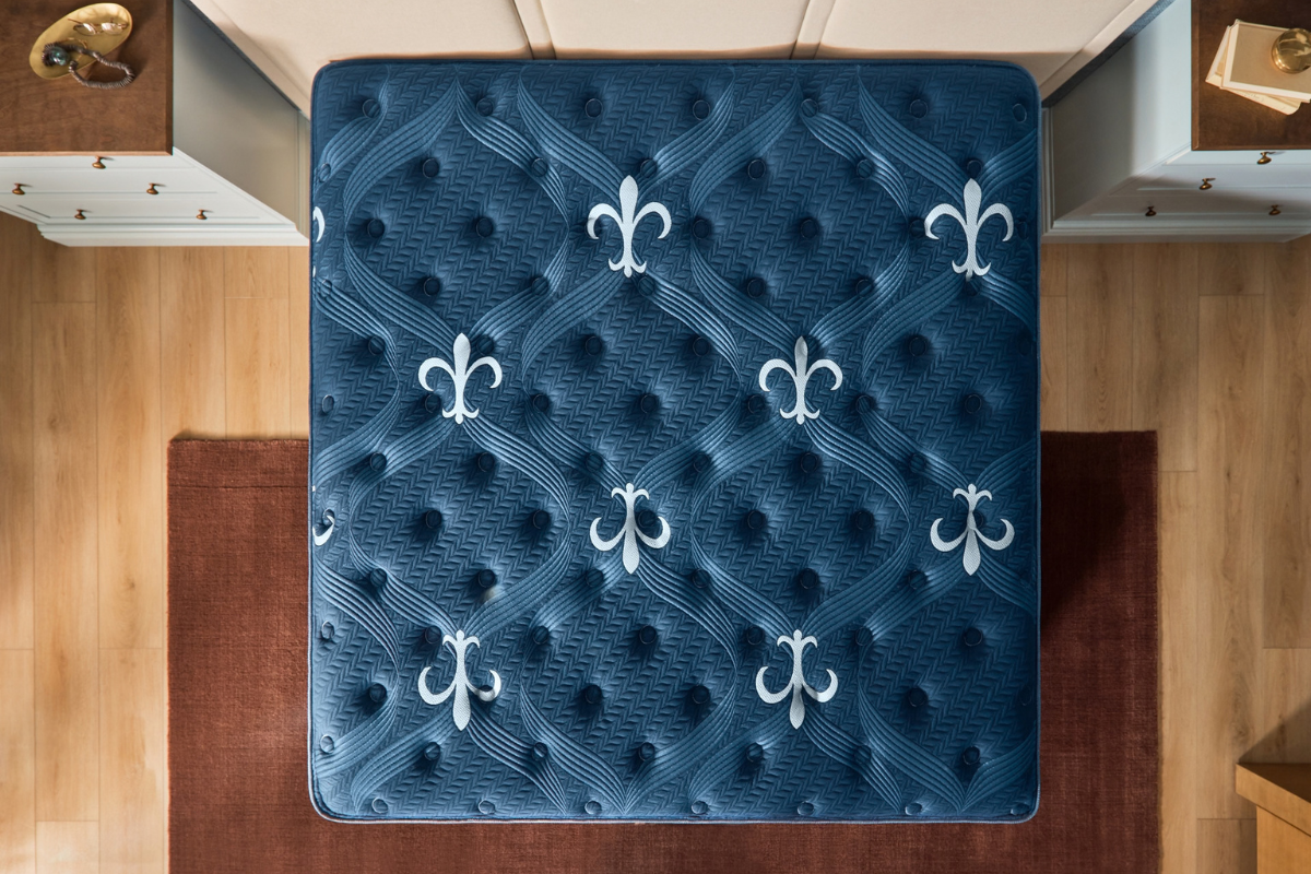 135960050:Stearns & Foster Lux Estate 2.0 Tight Top Mattress, Styled