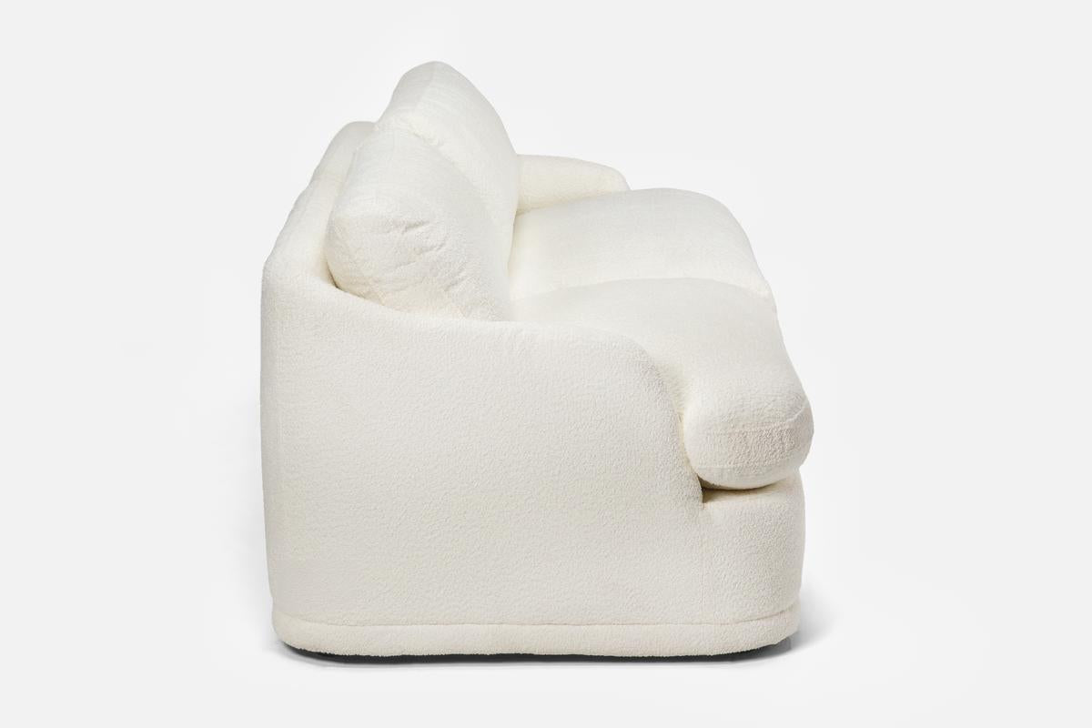 STRATUS04:Stratus Loveseat, Side