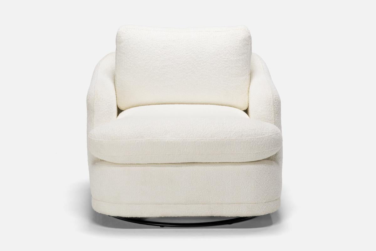 652645098:Stratus Swivel Chair, Front