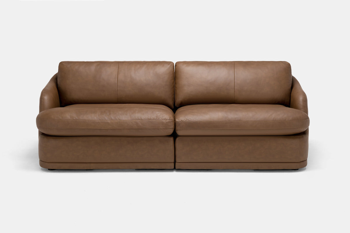 STRATUS03:Stratus Sofa & Loveseat, Front